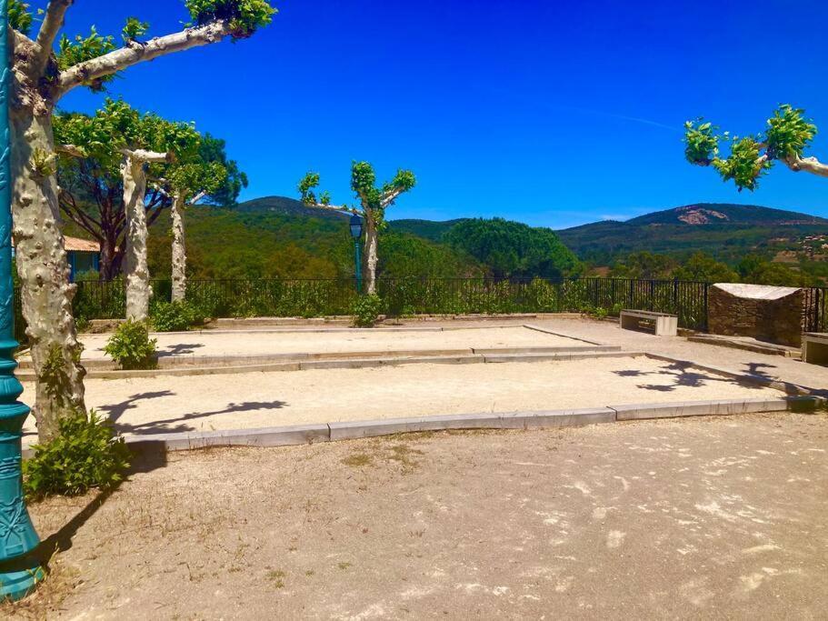 Les Restanques Bougainvillee 2051 Grimaud Esterno foto